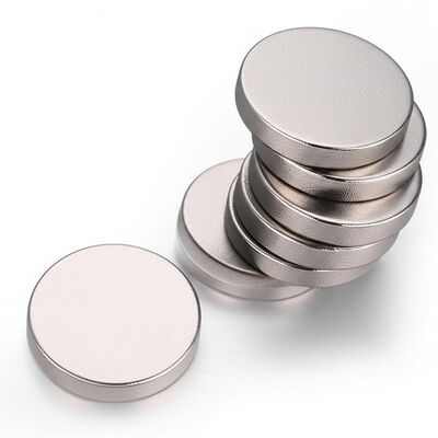 좋은 가격 Nickel Coated Neodymium Disc Magnets 5mm Thickness Magnetic Discs Perfect for Magnetic Locks Magnetic Displays and Tools 온라인으로